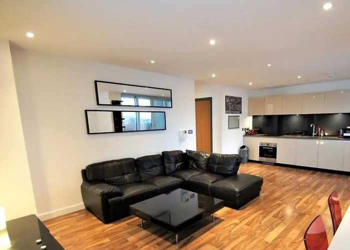 London Dockside Apartment